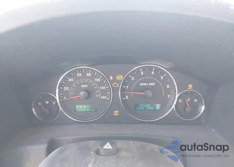 2007 Jeep Commander Sport z USA, uszkodzony, nr VIN 1J8HH48P27C553755